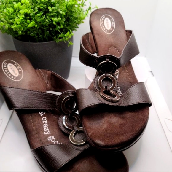 Dr Scholls brown wedge 3.5 heels - Avalone 3 - size 10 w/3 ring decor - Picture 4 of 8